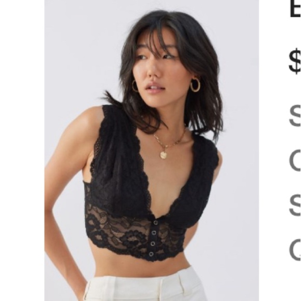 urban outfitters laced vest top M